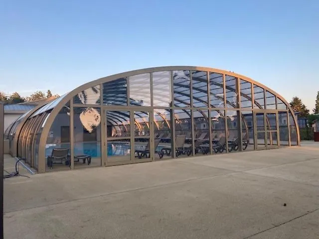 4/5 Pers Appartement Jullouville-les-Pins